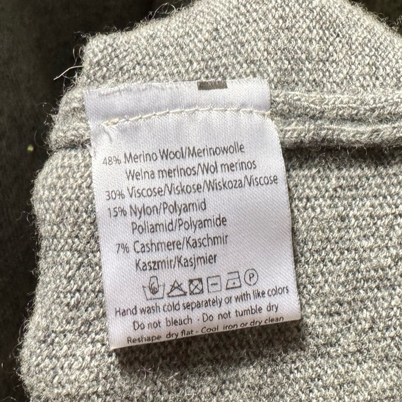 Bartolini Turtleneck Sweater Wool Cashmere Rhinestone Sparkle Holiday Gray L NWT - Picture 11 of 12